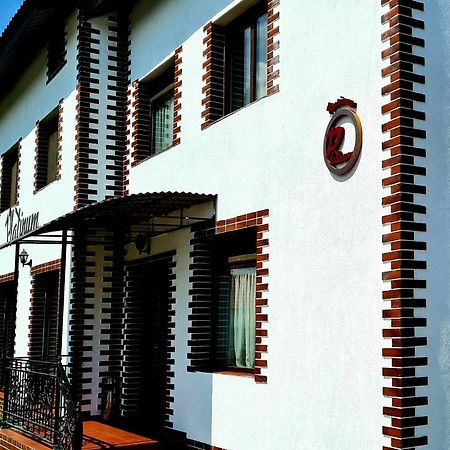 Pensiunea Platinum Târgu Jiu Buitenkant foto