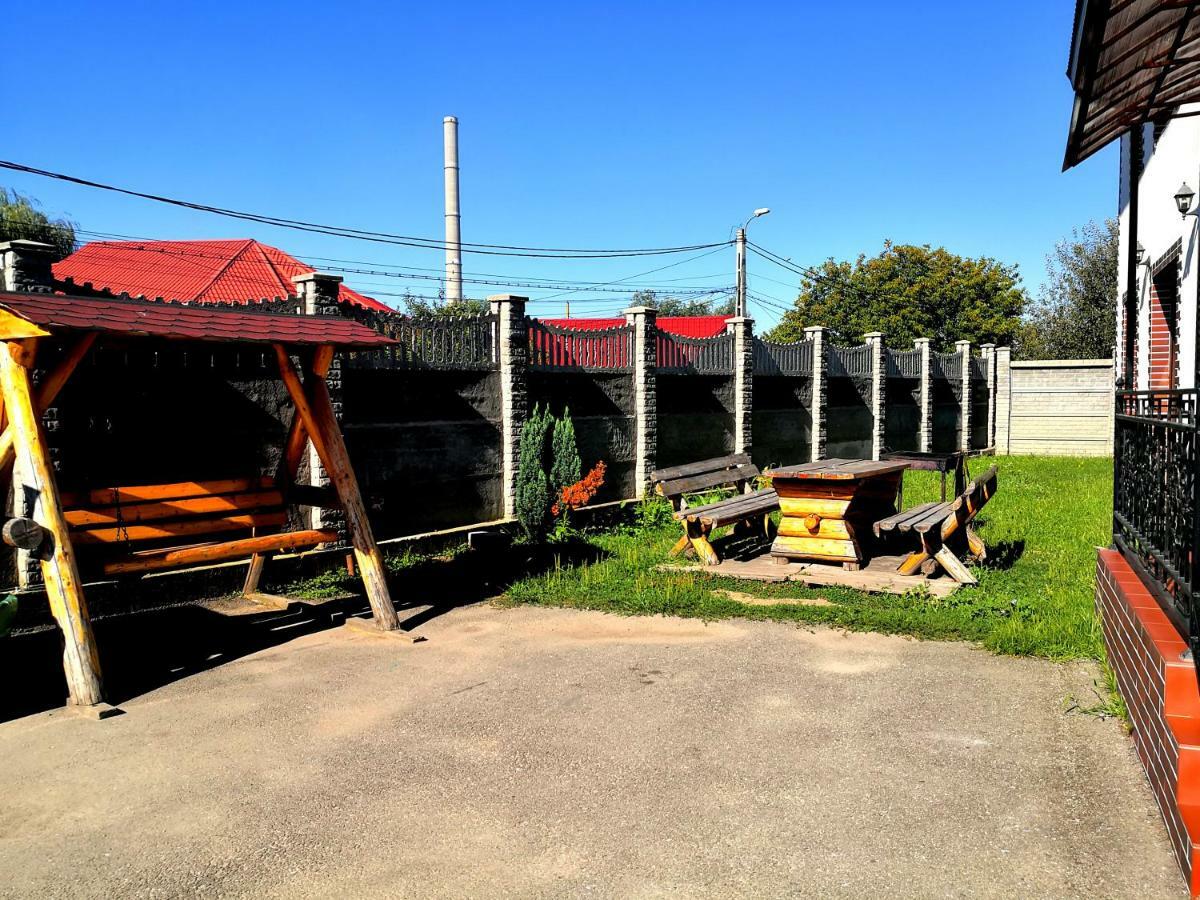 Pensiunea Platinum Târgu Jiu Buitenkant foto